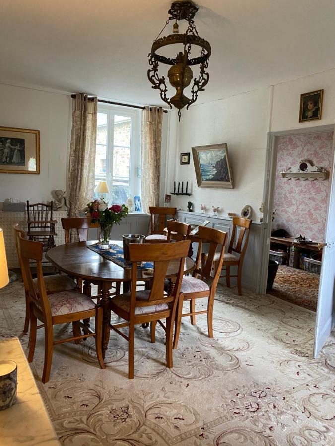 Le Trianon Bed & Breakfast Le Bourgneuf-la-Foret Exterior foto
